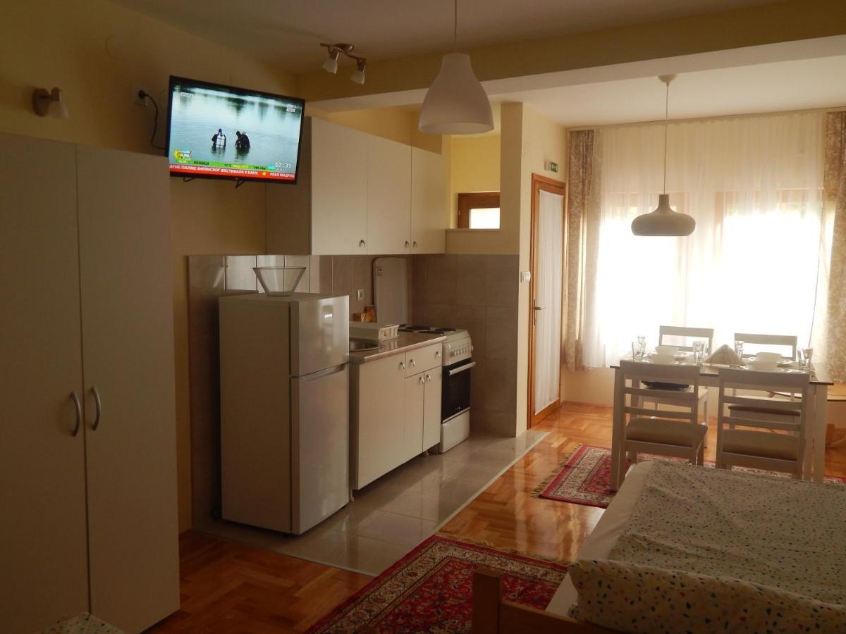 Apartmani Jelica Free Parking Vranje Exterior photo