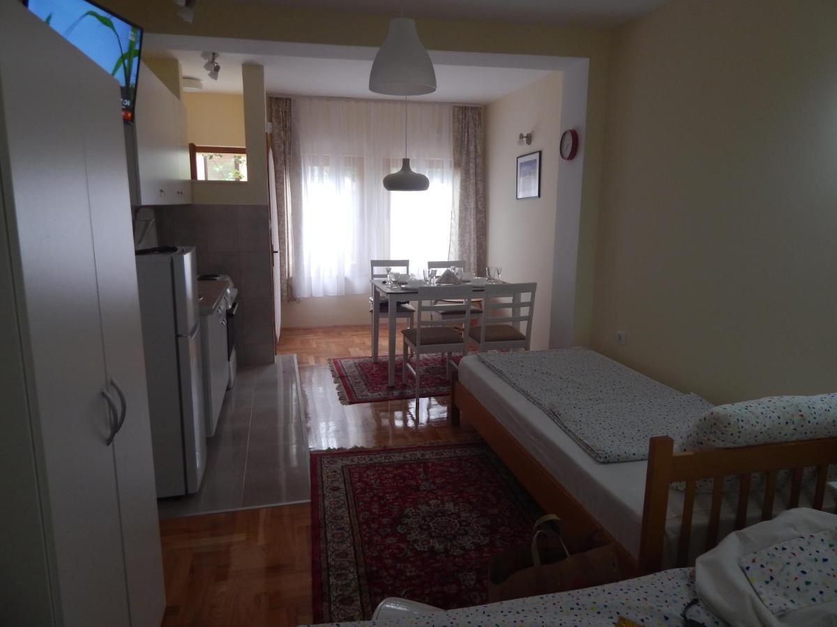 Apartmani Jelica Free Parking Vranje Exterior photo