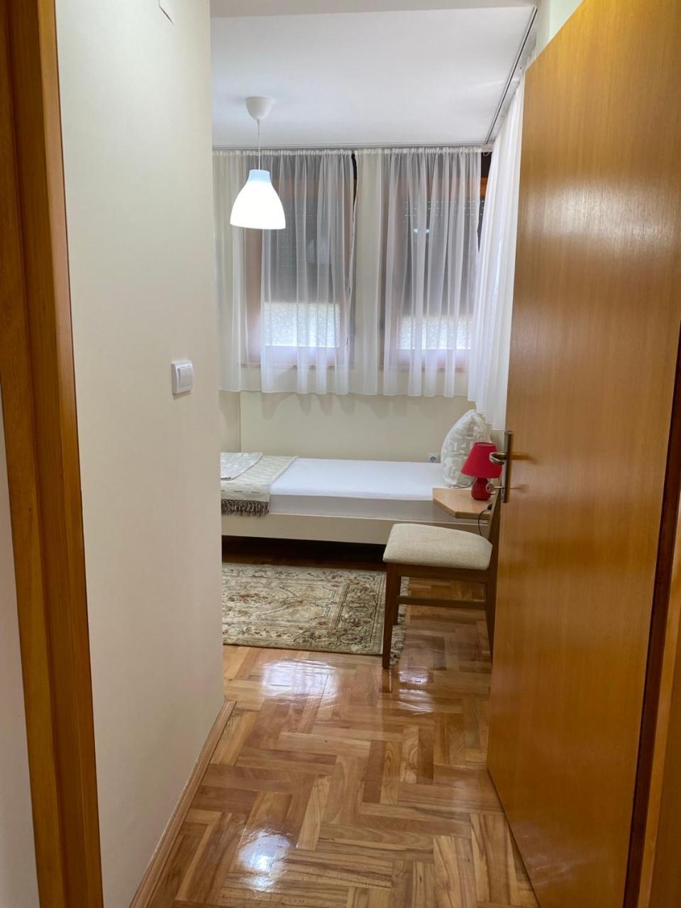 Apartmani Jelica Free Parking Vranje Exterior photo